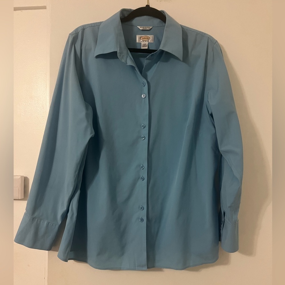 Talbots Blue Button Down Shirt wrinkle resistant stretch size 14 (N122)